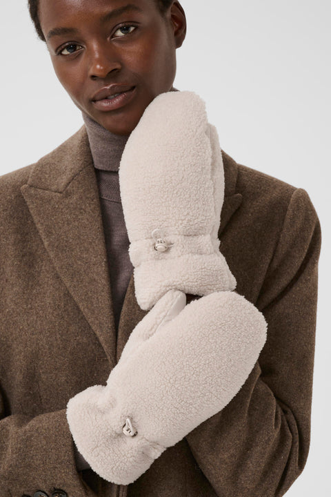 Saisa Gloves