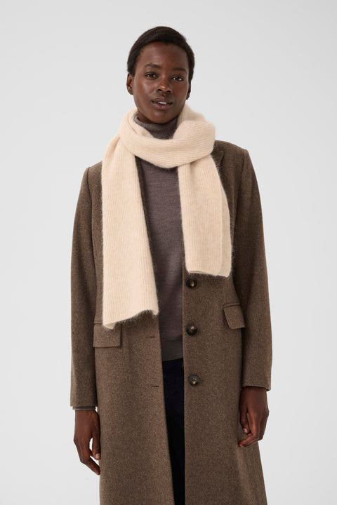 Svea Scarf